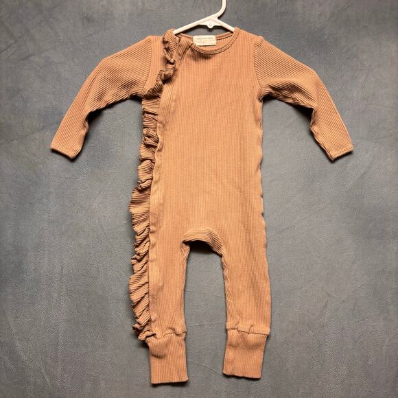The Neutral Babe Baby Jumpsuits SOLD OUT Tan Preppy Ruffle 2T Ribbed Cute Long - Picture 1 of 7